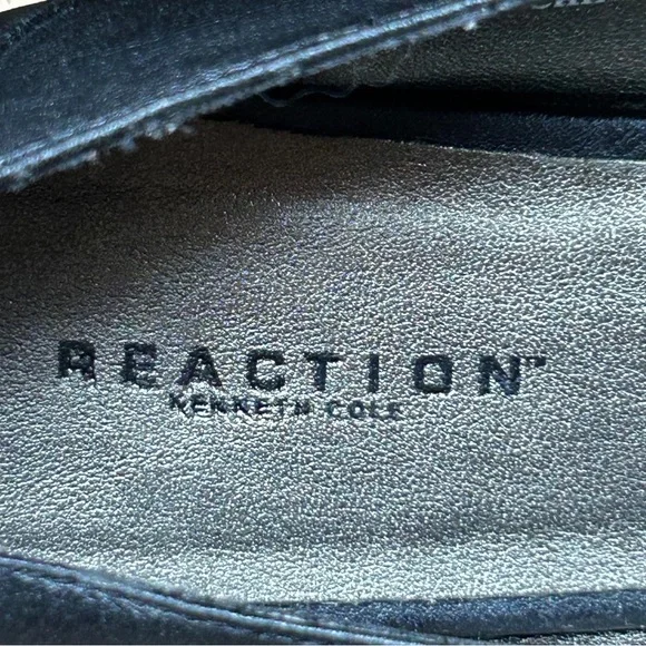 Reaction Kenneth Cole Women’s Elegant Black Loafers Size 7.5M - Picture 6 of 9